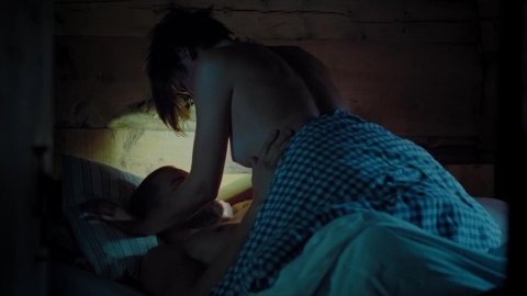 Heidi Toini - Sexy Scenes in Cave (2016)
