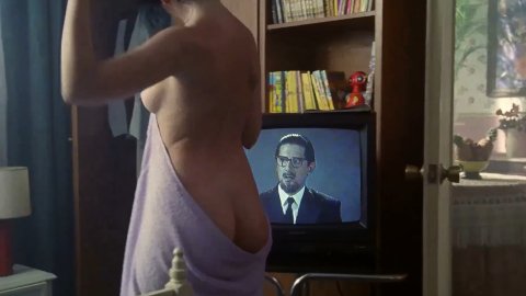 Esther Del Prado - Sexy Scenes in El robobo de la jojoya (1991)