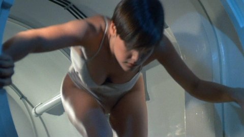 Carey Lowell, Talisa Soto - Sexy Scenes in Licence to Kill (1989)