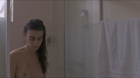 Clara Gallo - Sexy Scenes in Ainda Não Acabámos: Como Se Fosse Uma Carta (2017)
