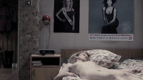 Marta Nieradkiewicz - Sexy Scenes in United States of Love (2016)
