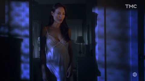Claire Forlani - Sexy Scenes in Nora Roberts' Carolina Moon (2007)
