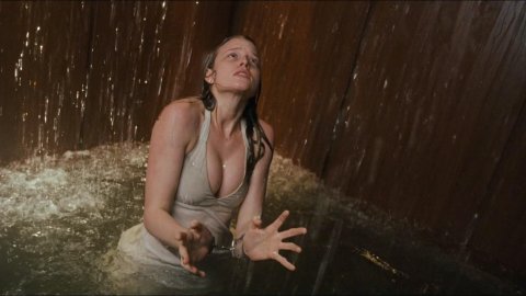 Rachel Nichols - Sexy Scenes in P2 (2007)