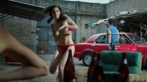 Yesica Glikman, Tamara Ayelen Arias - Sexy Scenes in Apache: La vida de Carlos Tevez s01e04 (2019)