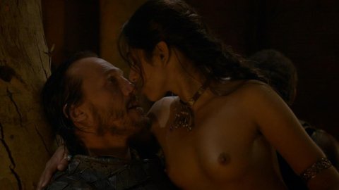 Sahara Knite - Sexy Scenes in Game of Thrones s02e09 (2012)