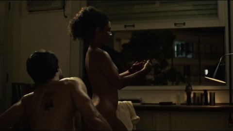Cinara Leal, Ethienne Estevam - Sexy Scenes in A Divisão s01e01 (2019)