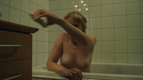 Viktoria Winge, Veslemoy Morkrid, Julia Schacht - Sexy Scenes in All Must Die (2019)