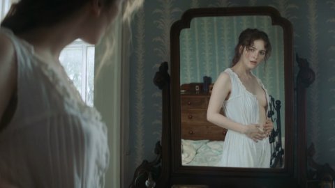 Ann Skelly - Sexy Scenes in Death and Nightingales s01e01 (2018)