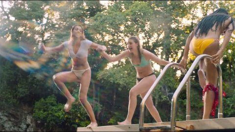 Sophie Nelisse, Brianne Tju, Corinne Foxx, Sistine Rose Stallone - Sexy Scenes in 47 Meters Down: Uncaged (2019)