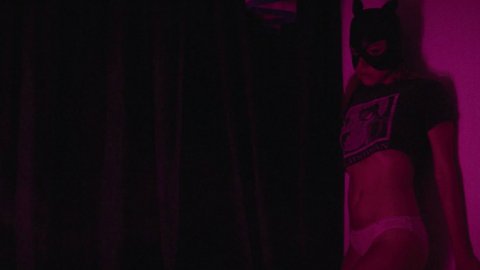 Aubrey Plaza - Sexy Scenes in Ingrid Goes West (2017)