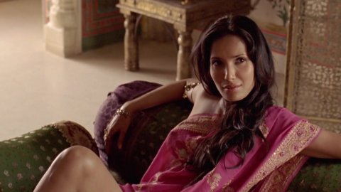 Padma Lakshmi - Sexy Scenes in Sharpe's Challenge (2006)