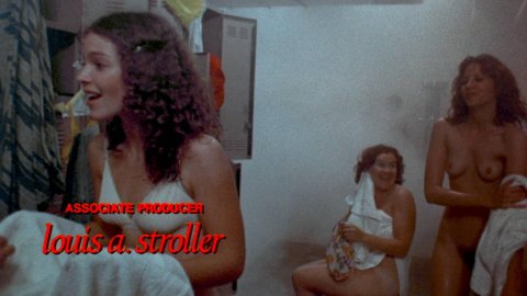 Sissy Spacek, Nancy Allen, Amy Irving, Cindy Daly - Sexy Scenes in Carrie (1976)