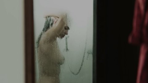 Mayana Neiva, Allana Lopes - Sexy Scenes in Agua dos porcos (2020)