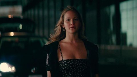 Jennifer Lawrence - Sexy Scenes in The Beaver (2011)