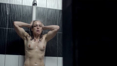 Katharina Lorenz - Sexy Scenes in Zahltag: Van Leeuwens dritter Fall (2017)