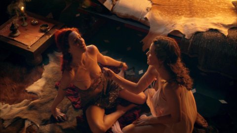 Lucy Lawless, Jaime Murray - Sexy Scenes in Spartacus s01e01 (2011)