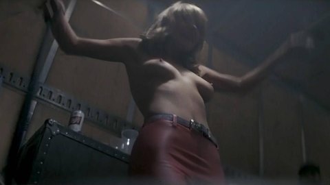Jenny Wright, Eleanor David - Sexy Scenes in Pink Floyd: The Wall (1982)