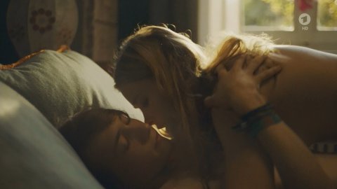 Milena Tscharntke - Sexy Scenes in Alles Isy (2018)