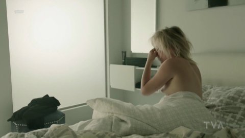 Eve Lemieux - Sexy Scenes in Fugueuse s01e03 (2018)