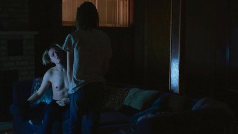 Evan Rachel Wood, Julia Sarah Stone - Sexy Scenes in Allure (2018)