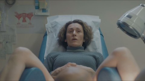 Stella Fyrogeni - Sexy Scenes in Pause (2018)