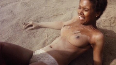 Jeannie Bell, Lola Falana - Sexy Scenes in The Klansman (1974)