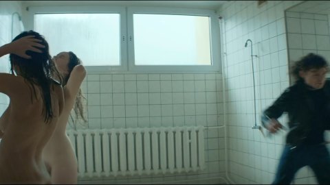 Kamila Kaminska, Anna Prochniak - Sexy Scenes in Breaking the Limits (2017)