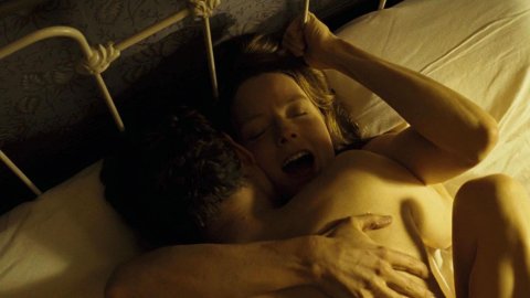 Jodie Foster - Sexy Scenes in A Very Long Engagement (2004)